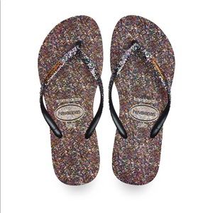 Havaianas Women’s Slim Carnaval Flip Flops -Orange